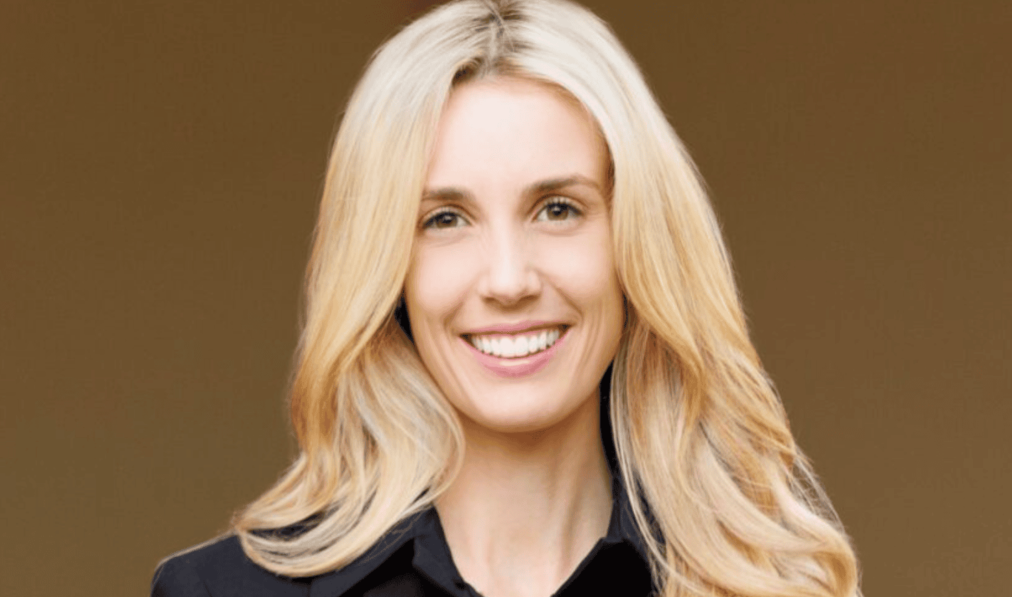 Leah Lessard Headshot